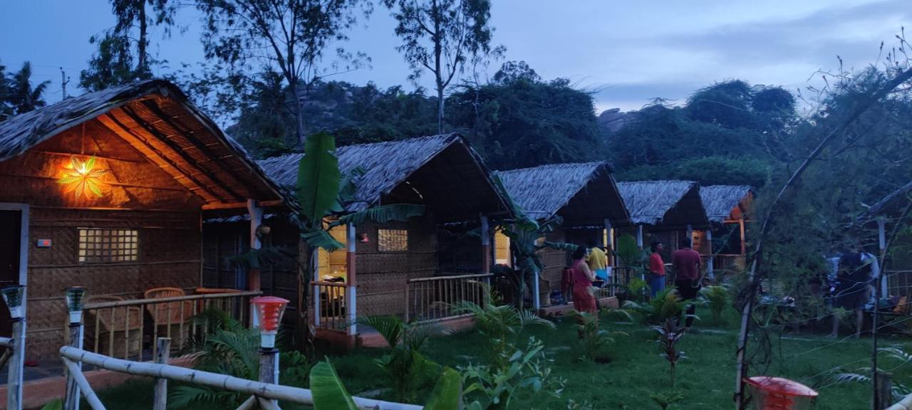 Island Vibes Hampi Guesthouse エクステリア 写真